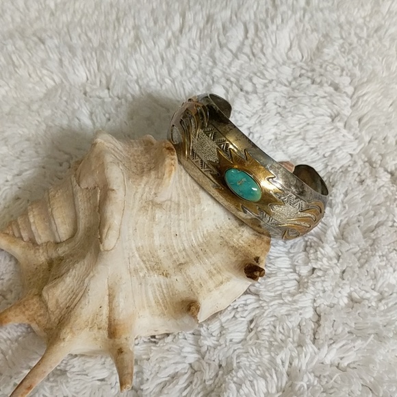 Jewelry - Turquoise bracelet